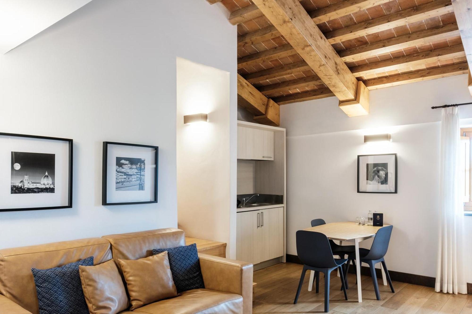 빌라 톨로메이 호텔&리조트 피렌체 외부 사진 A typical apartment at the Hotel