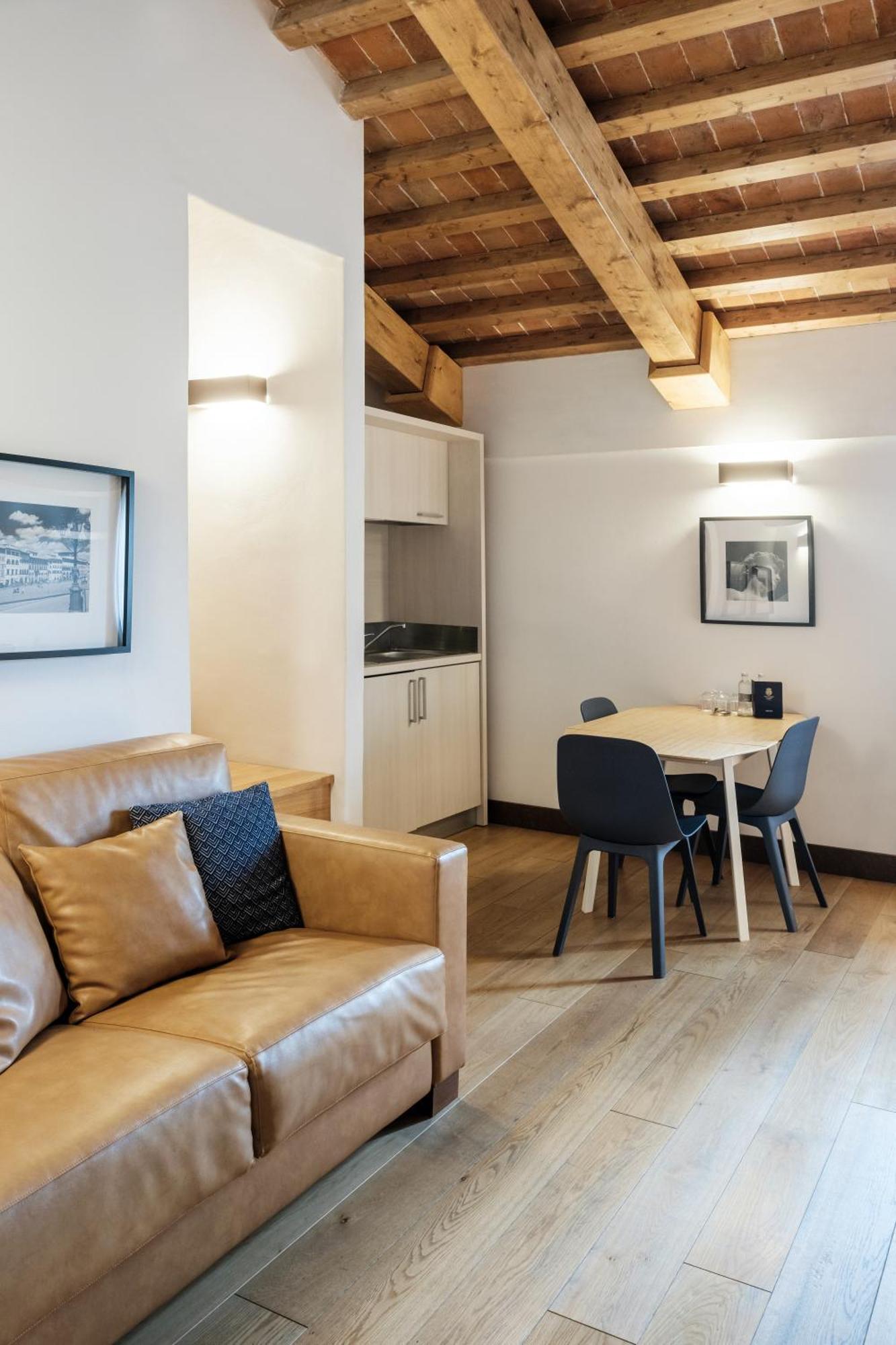 빌라 톨로메이 호텔&리조트 피렌체 외부 사진 A typical apartment at the hotel